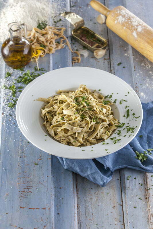 Tagliatelle com pesto de brócolos