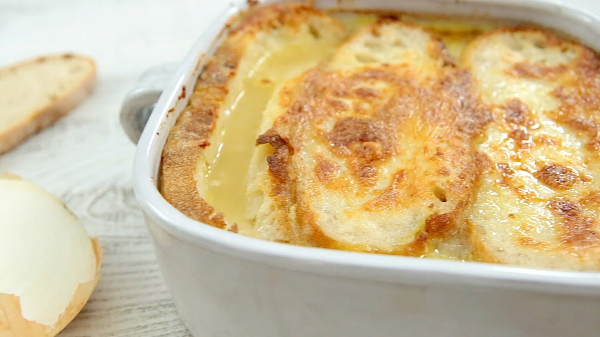 Sopa de cebola gratinada