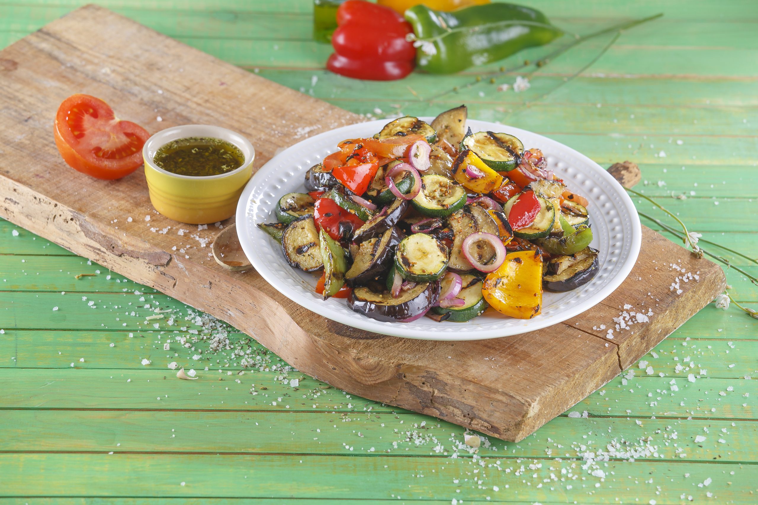 Legumes grelhados com molho vinagrete