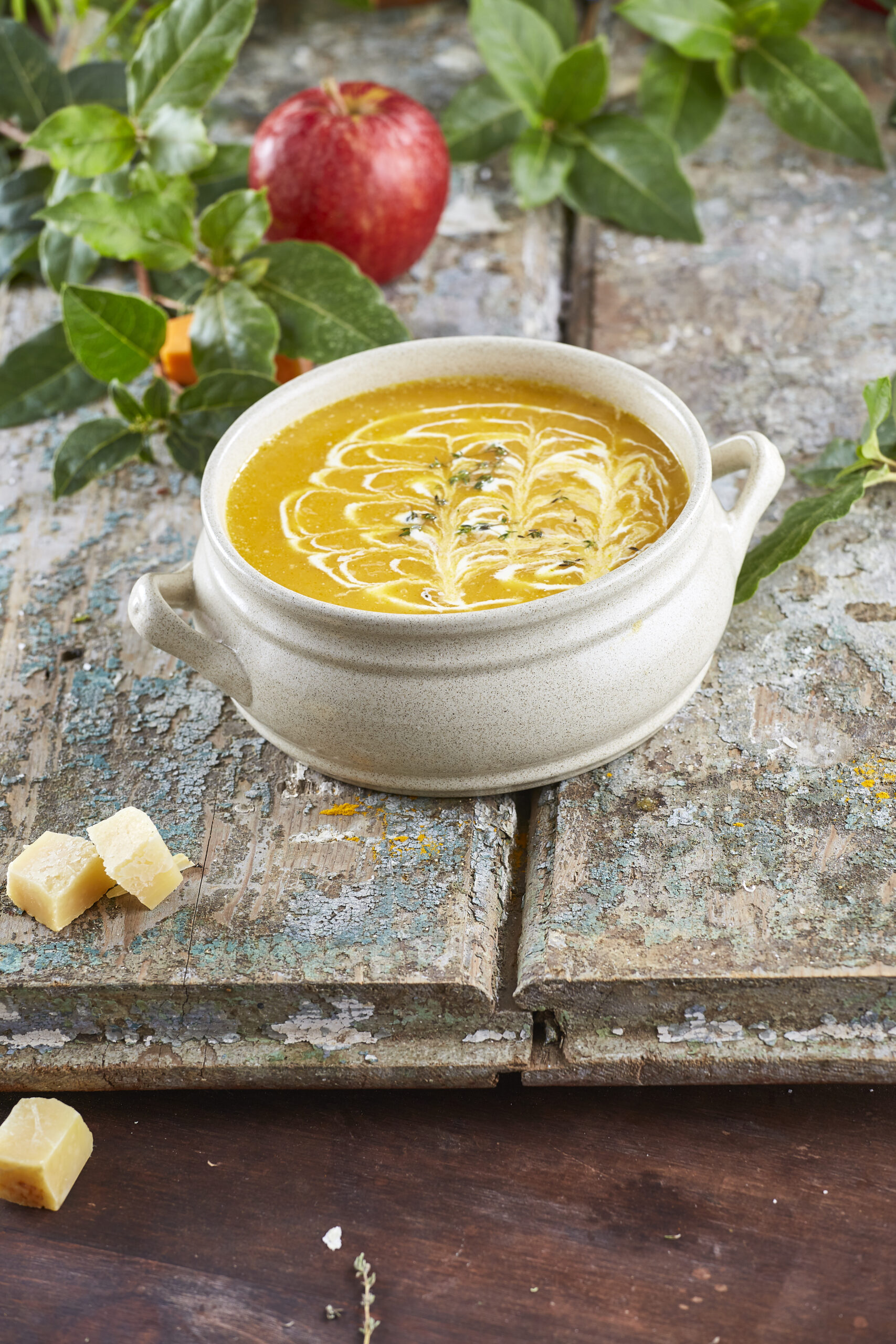 Sopa de abóbora e maçã