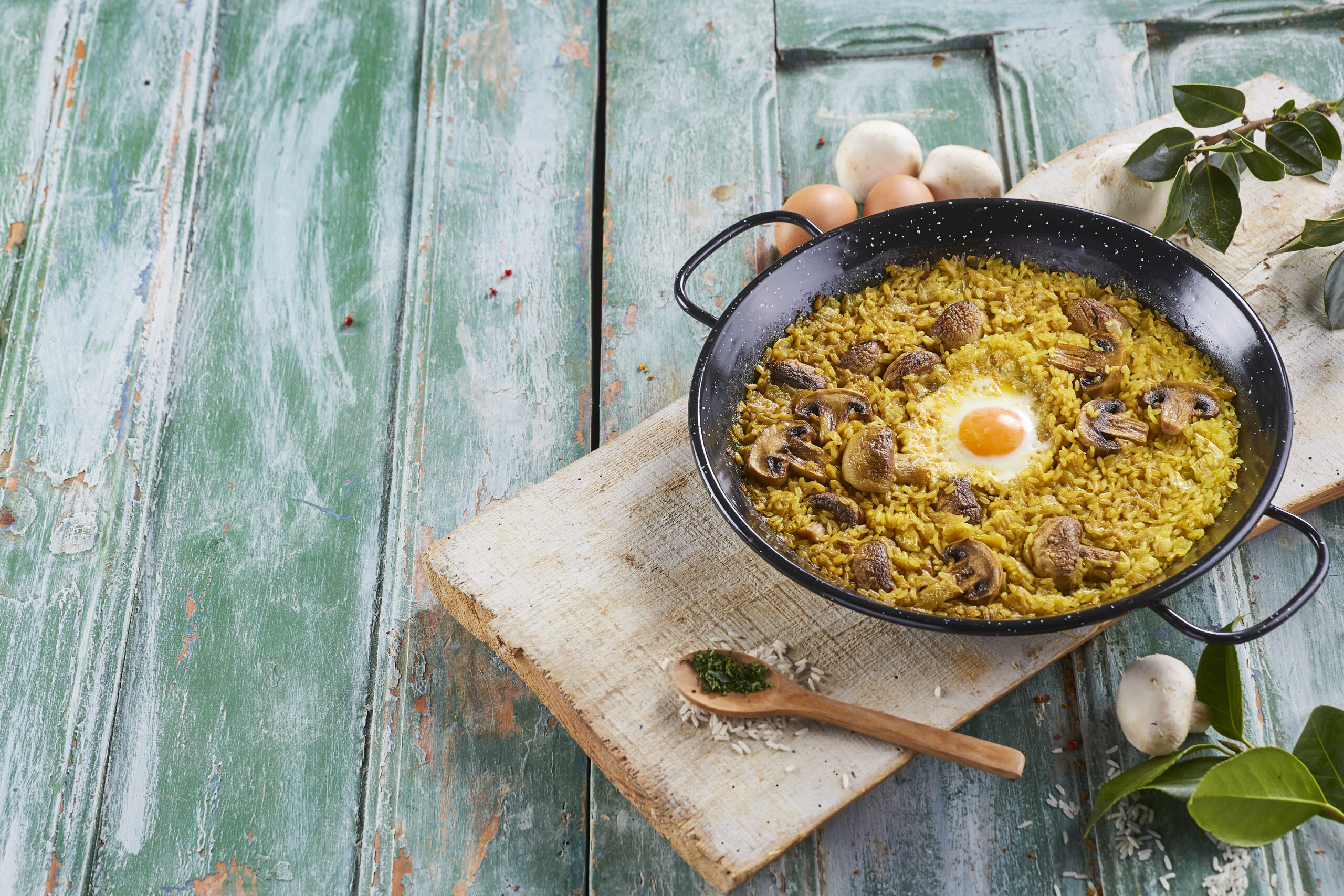 Paelha de cogumelos com ovos @TeleCulinária