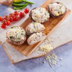 Cogumelos gratinados com vegetais