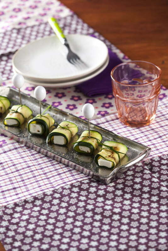 Rolinhos de curgete e queijo feta