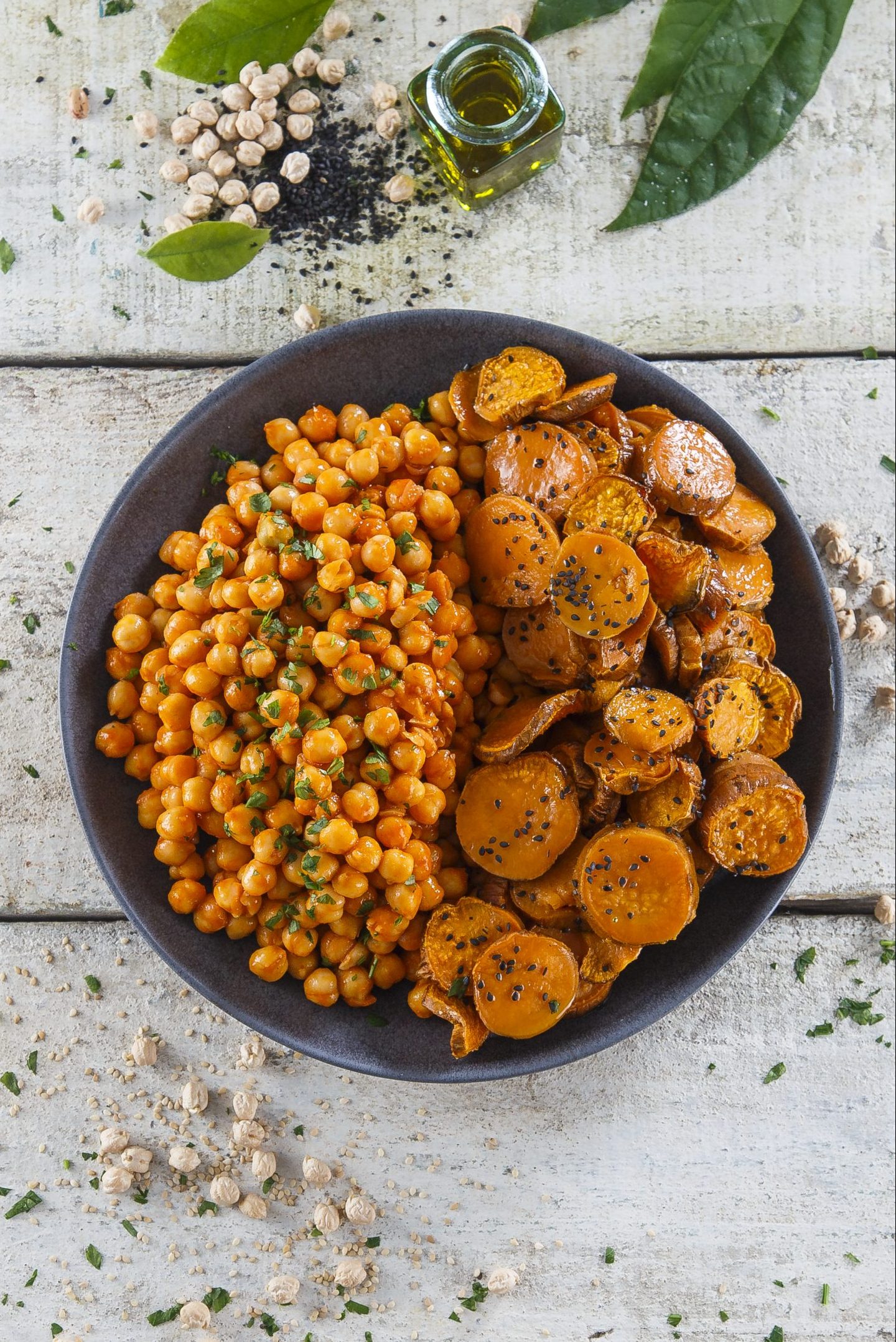 Salada de batata-doce e grão