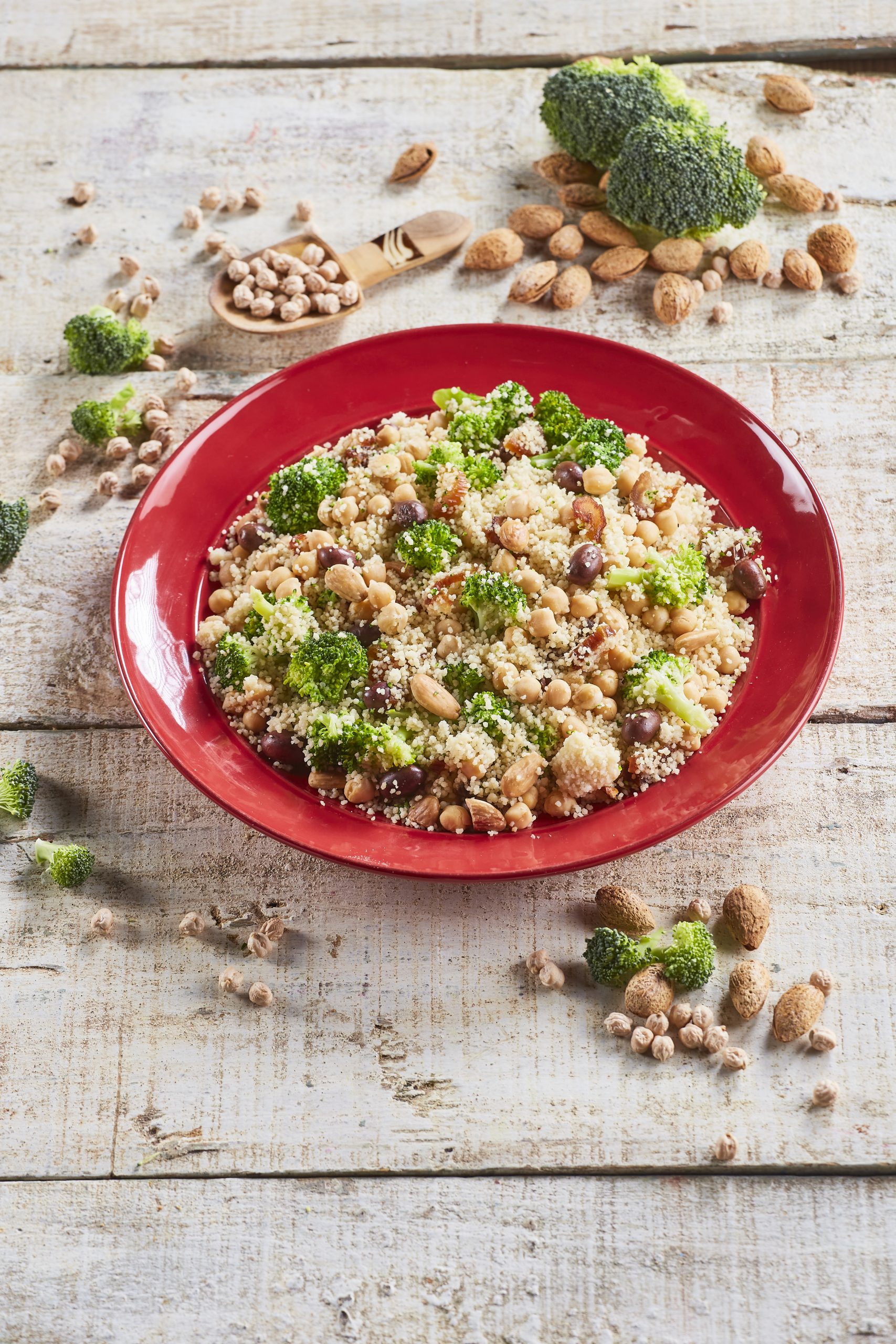 Salada de cuscuz com tâmaras