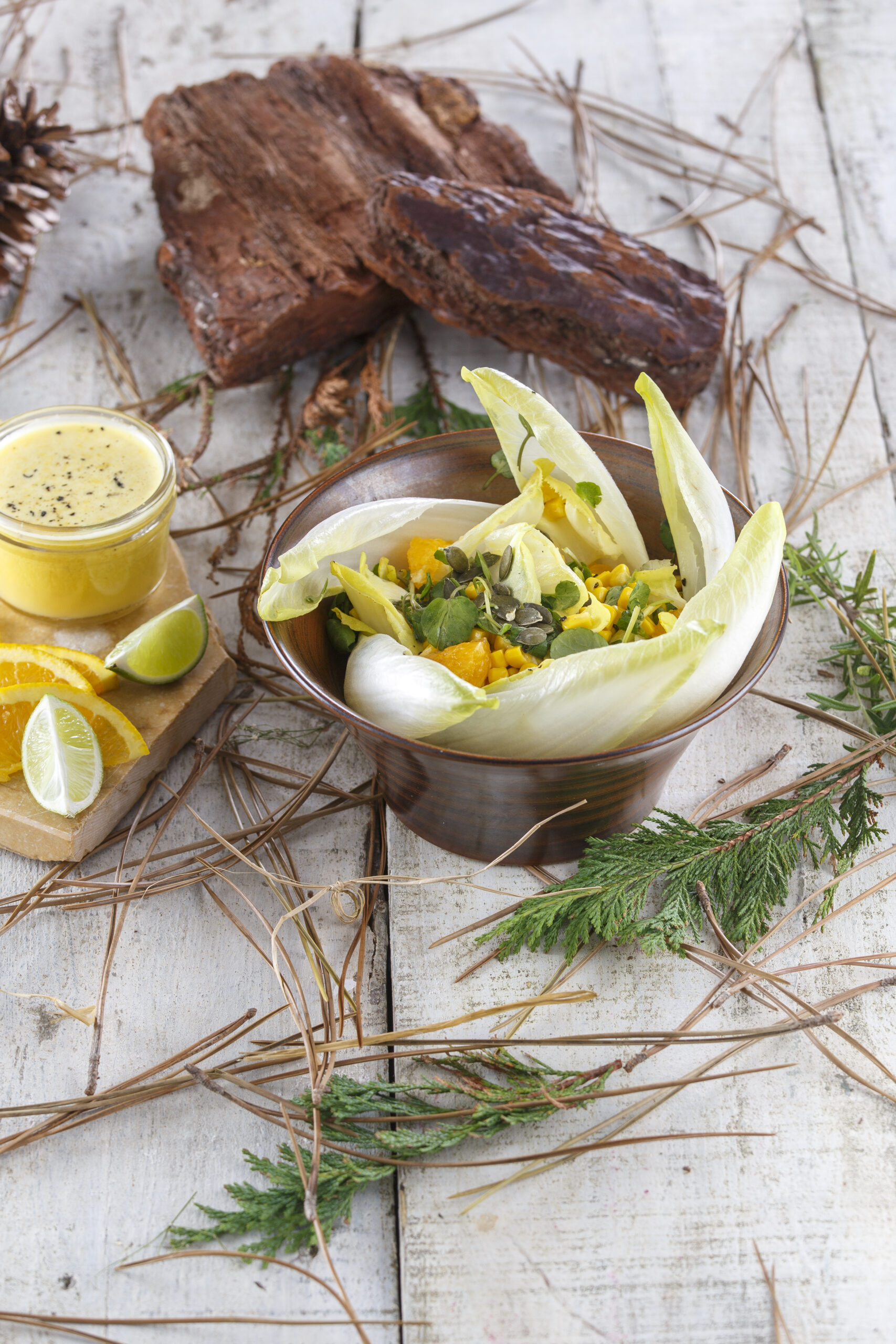 Salada de endívias, agrião e laranja