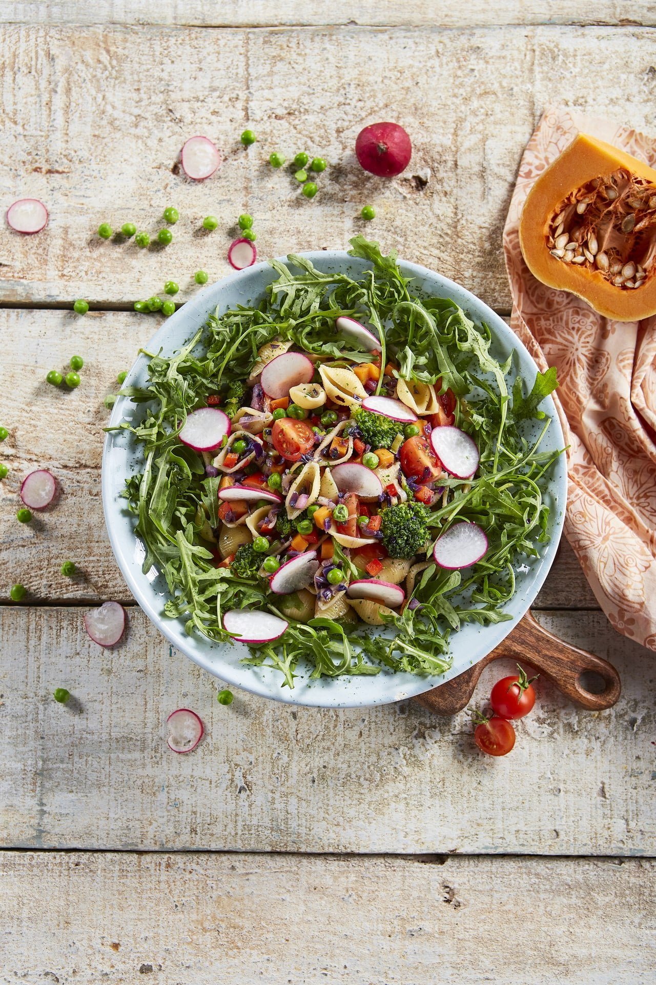 Salada de massa e legumes