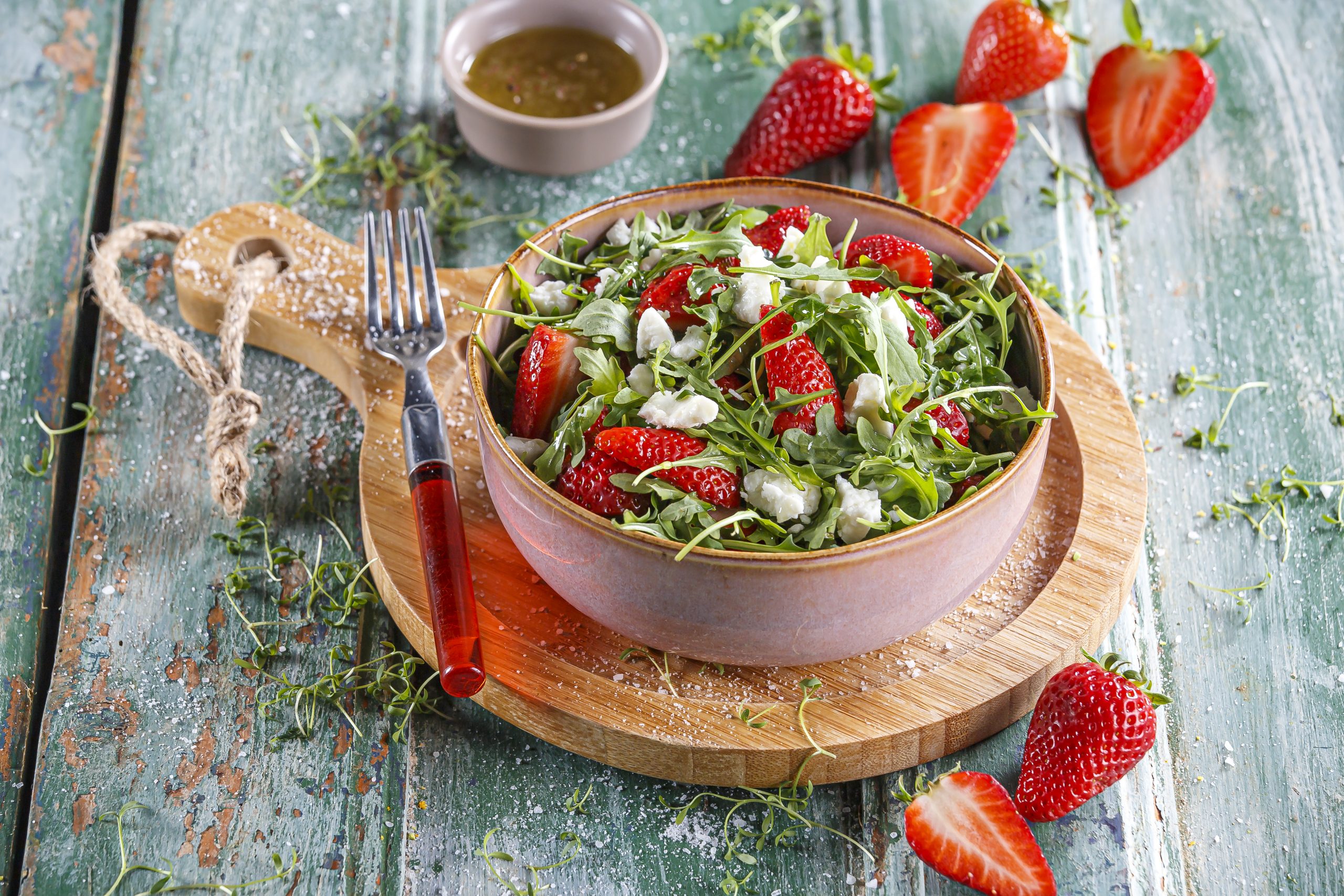 Salada de morangos e feta