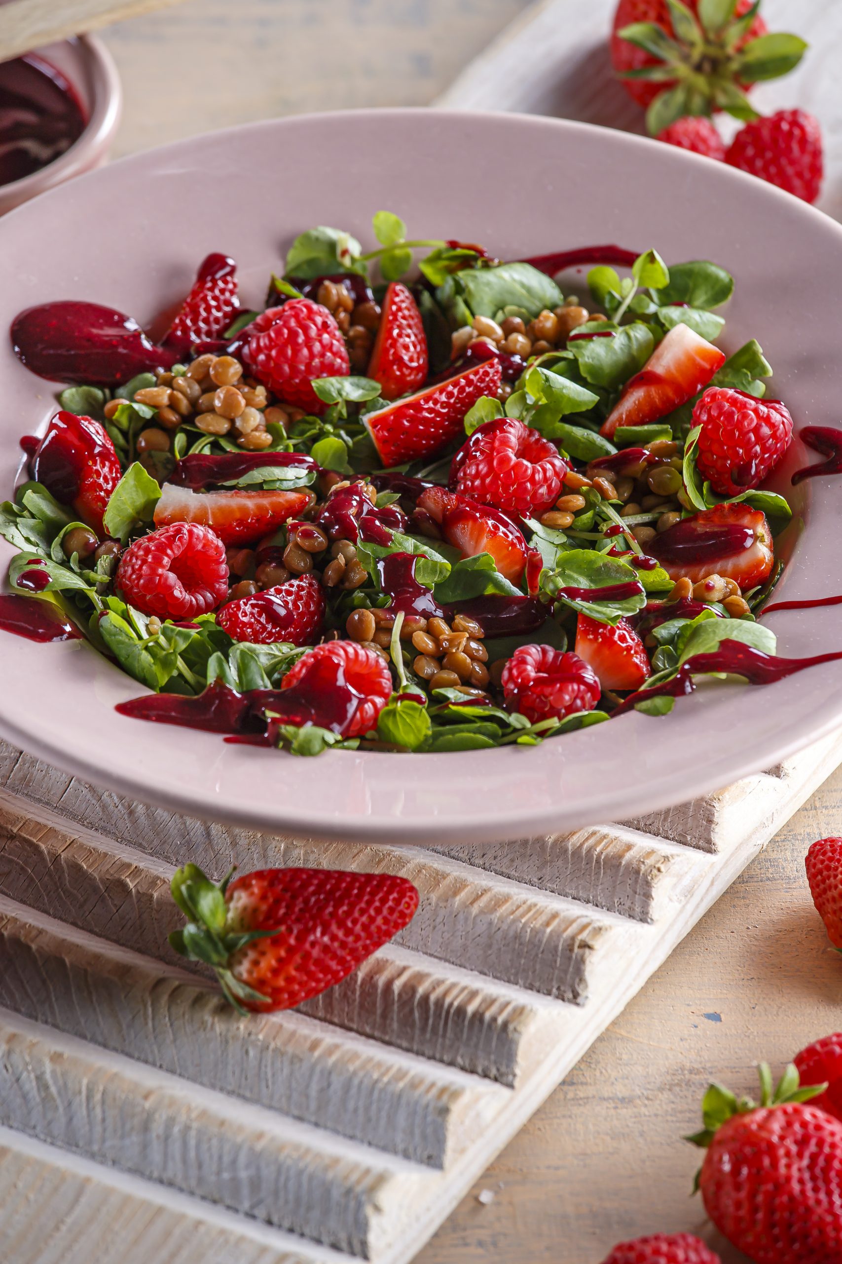 Salada de morangos com vinagrete