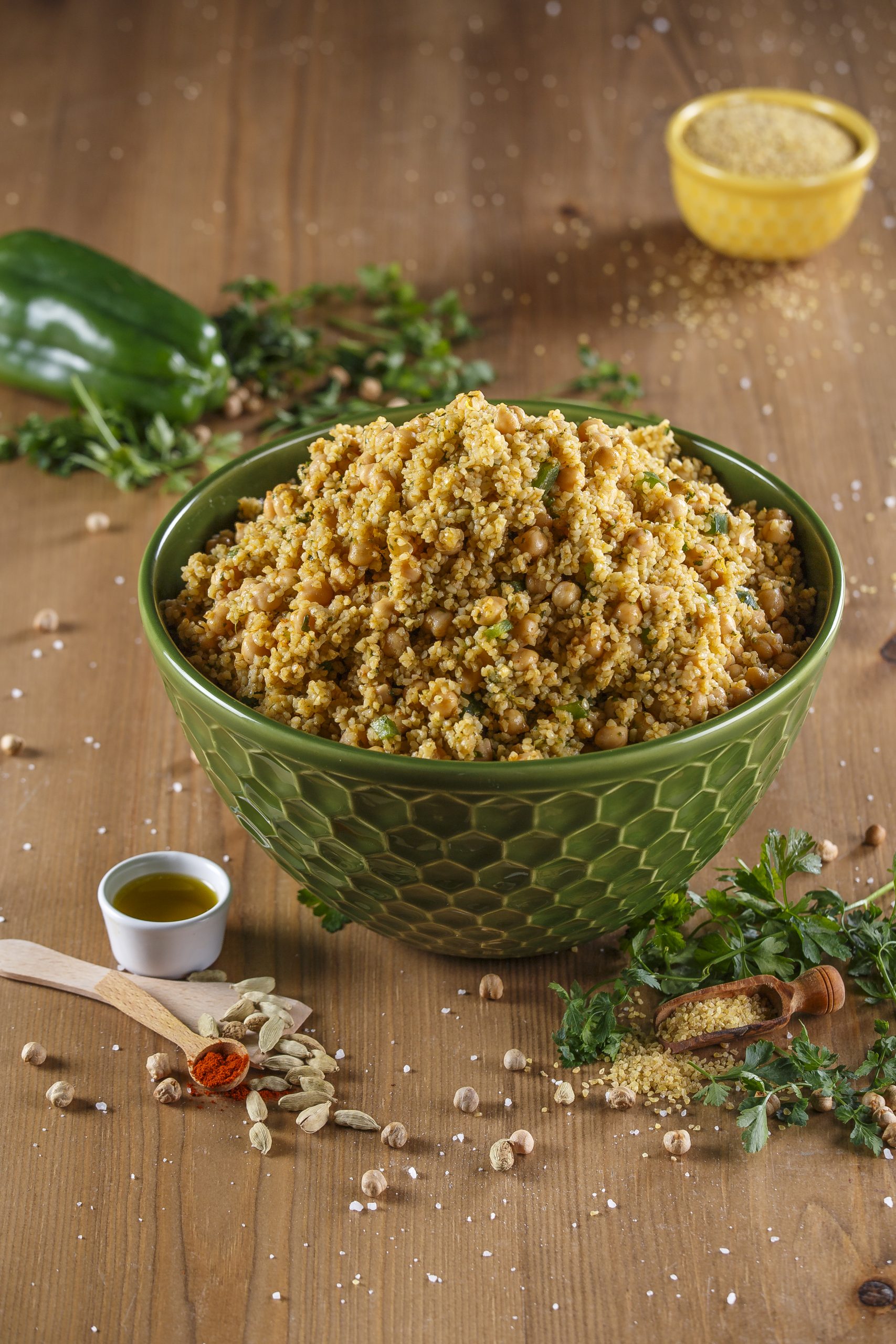 Salada de bulgur com grão