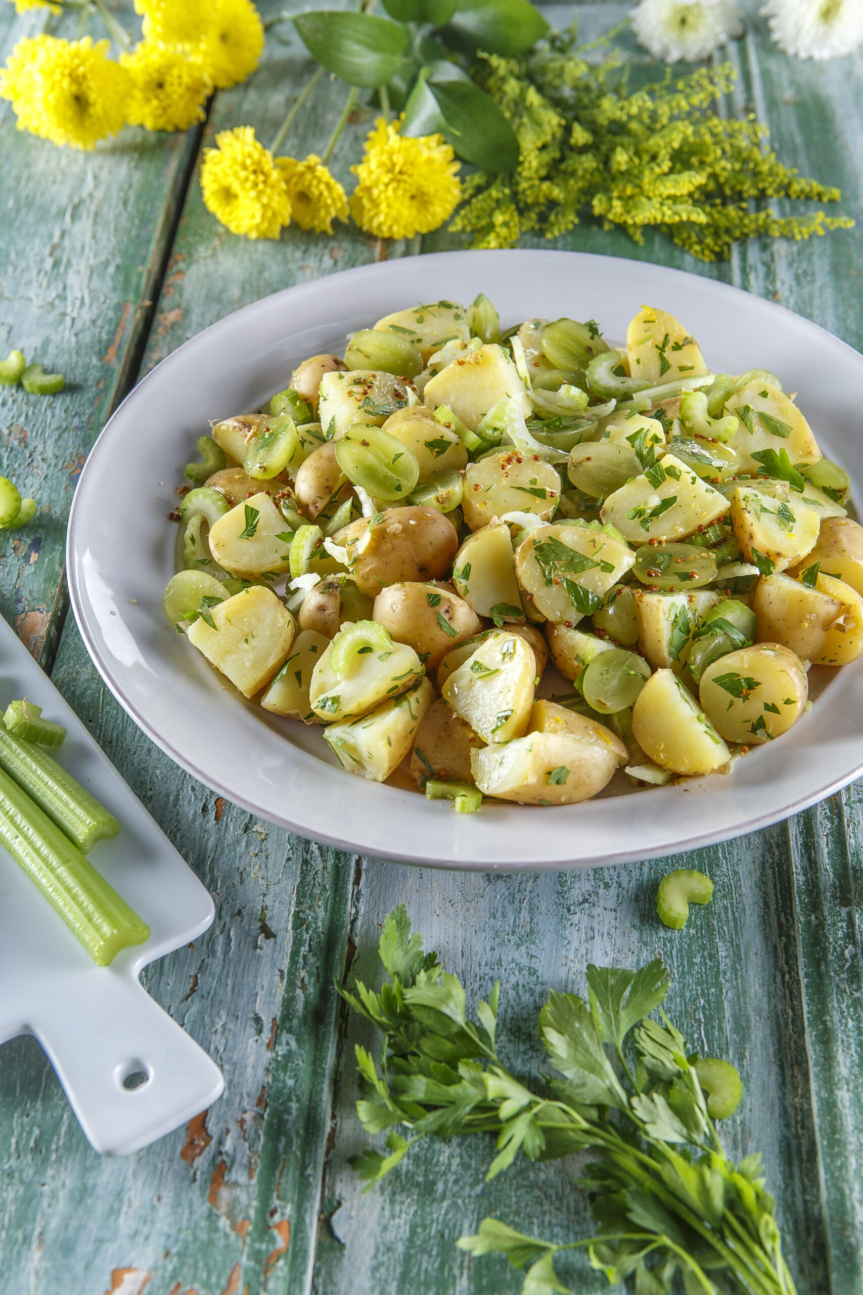 Salada de uvas com aipo e batatas
