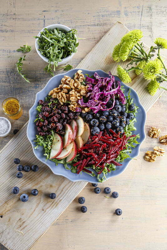 Salada rica com fruta