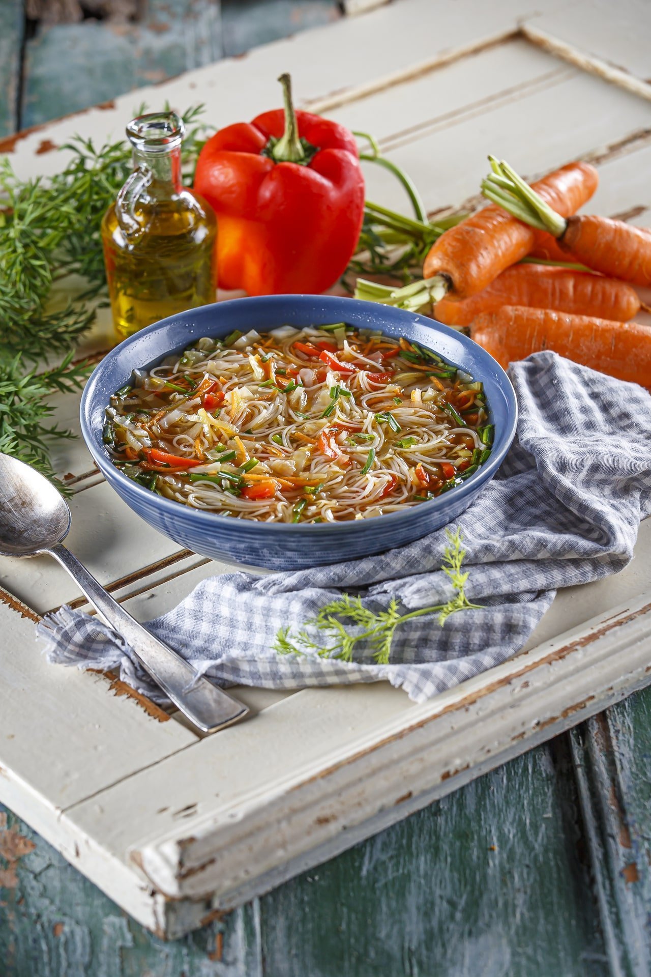 Sopa de massa com vegetais