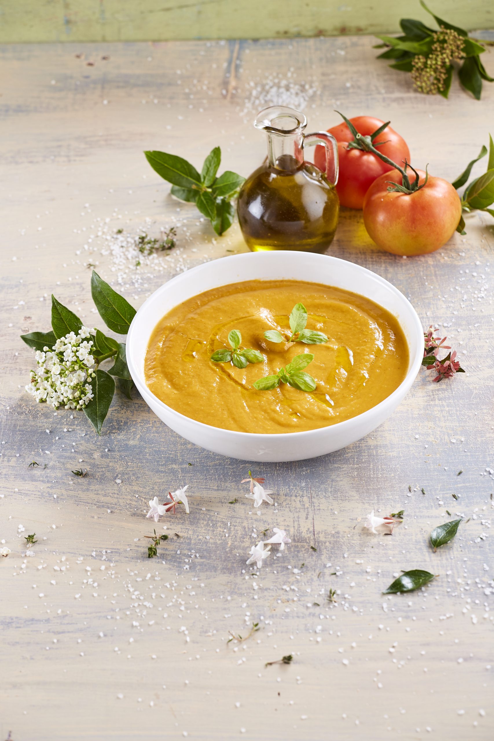 Sopa de tomate assado