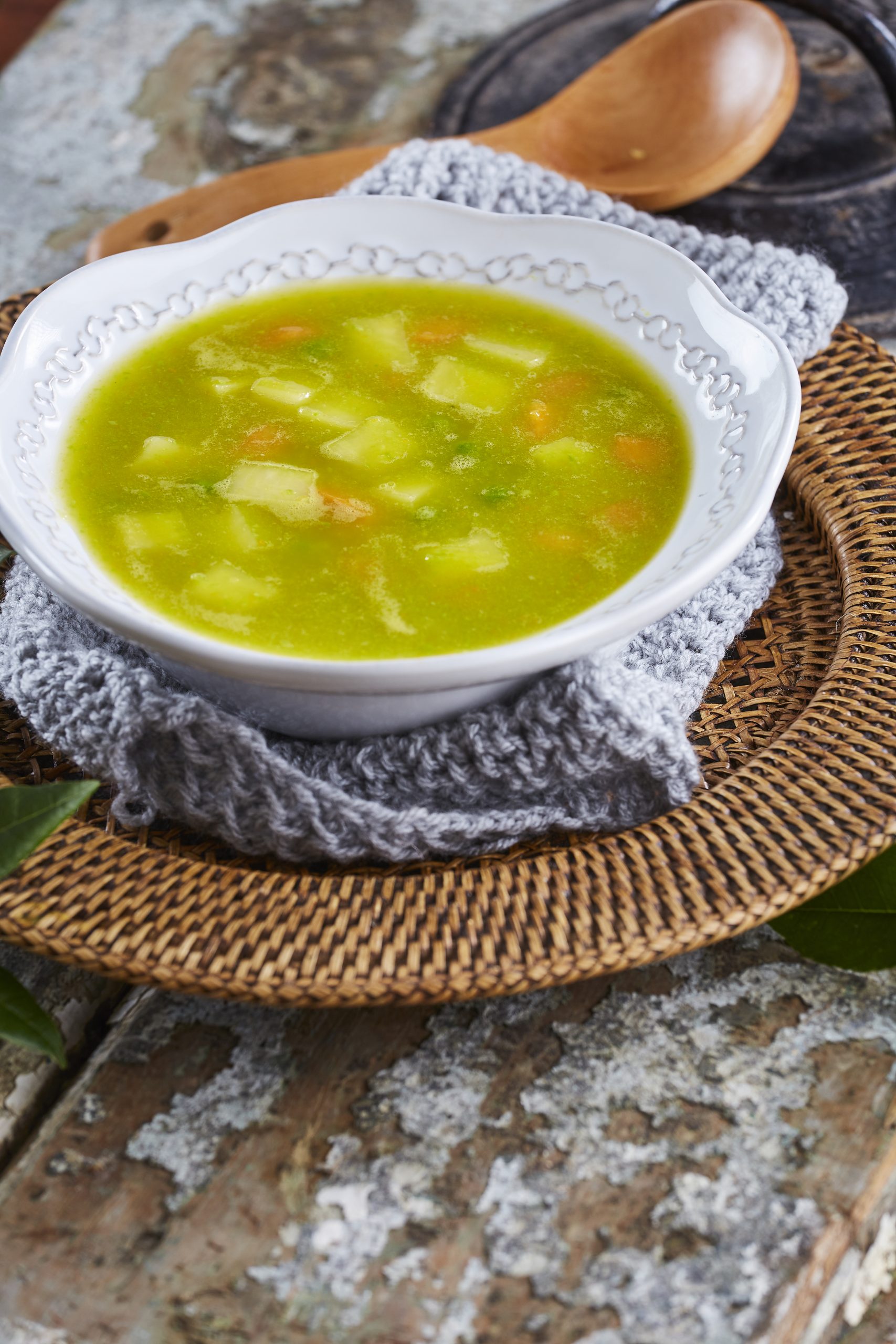 Sopa rústica de ervilhas