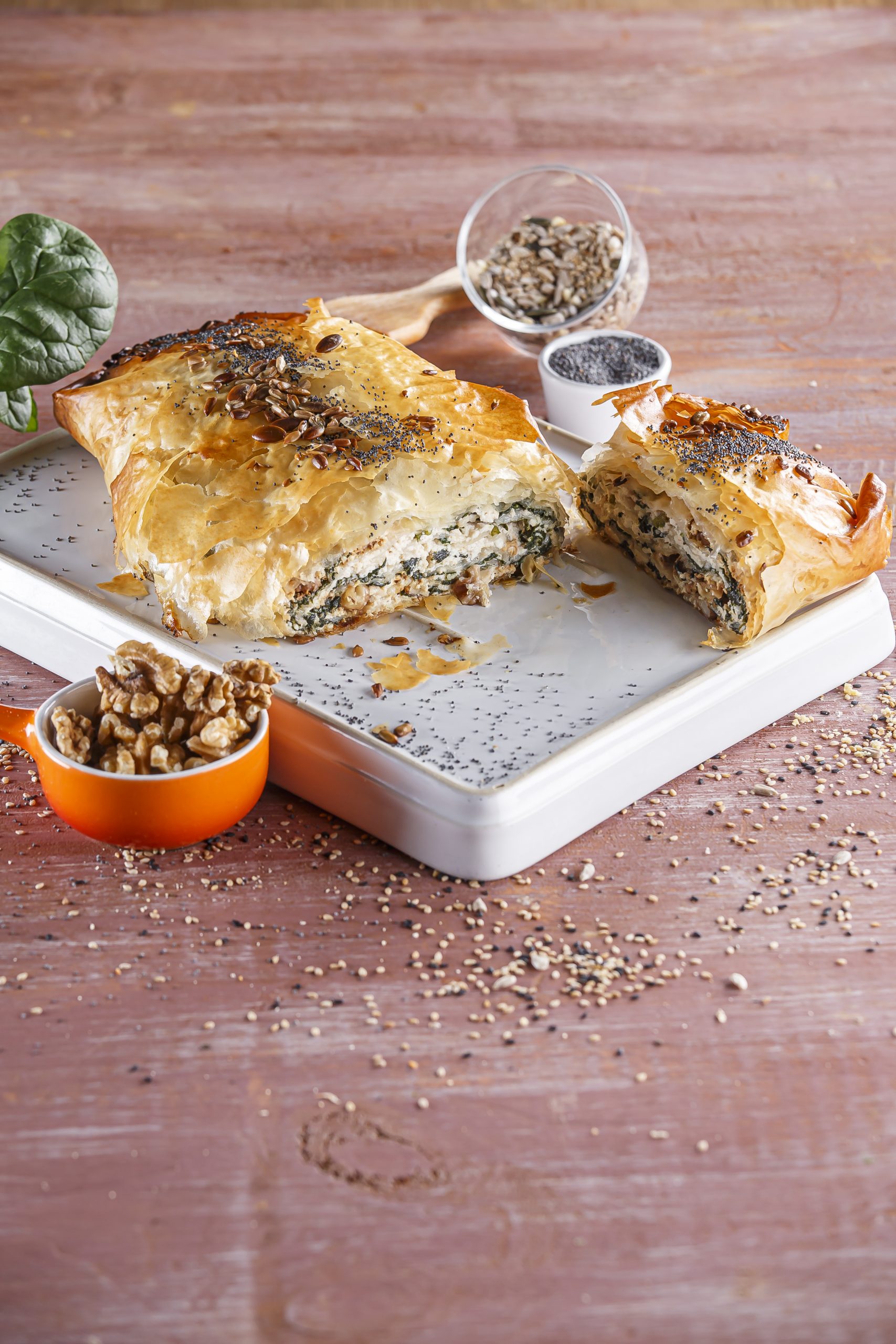 Strudel de requeijão com sementes