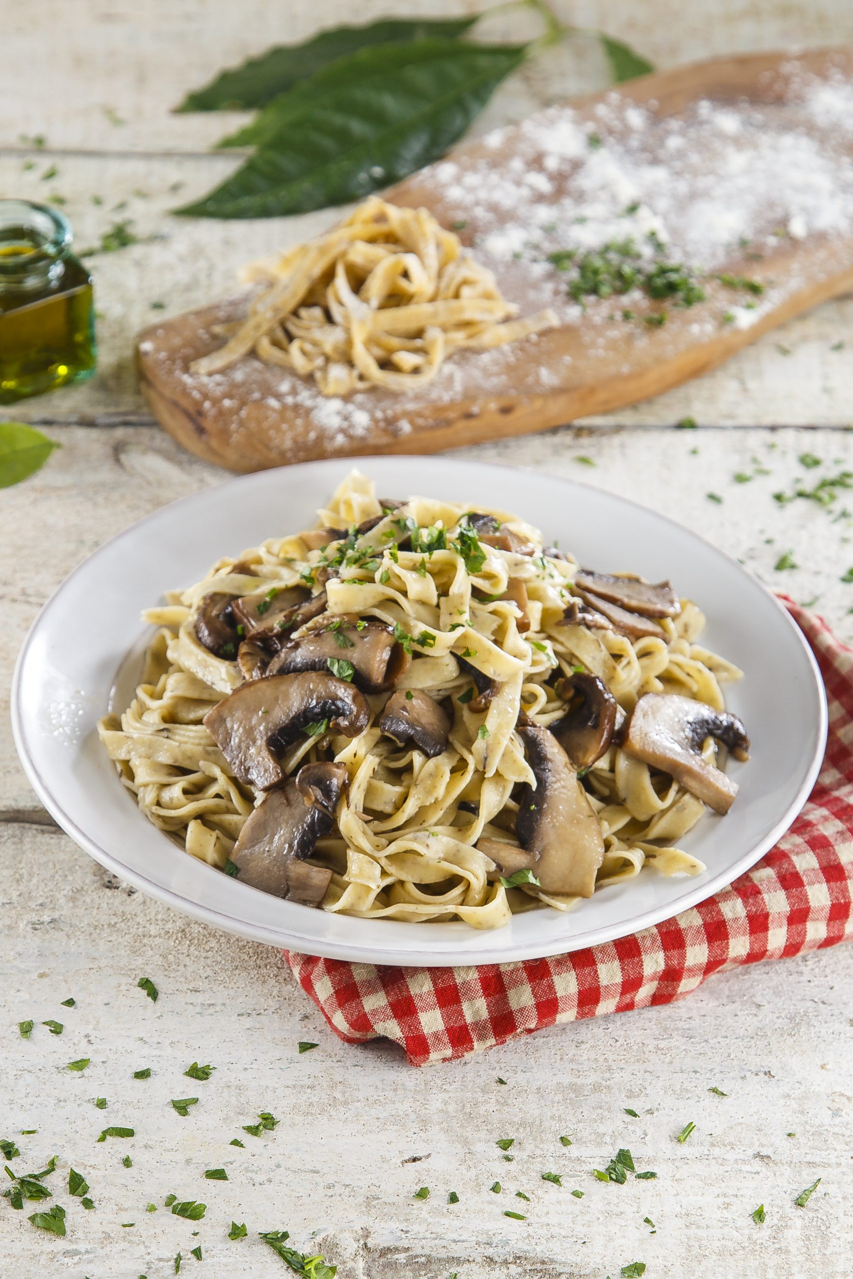Tagliatelle com cogumelos
