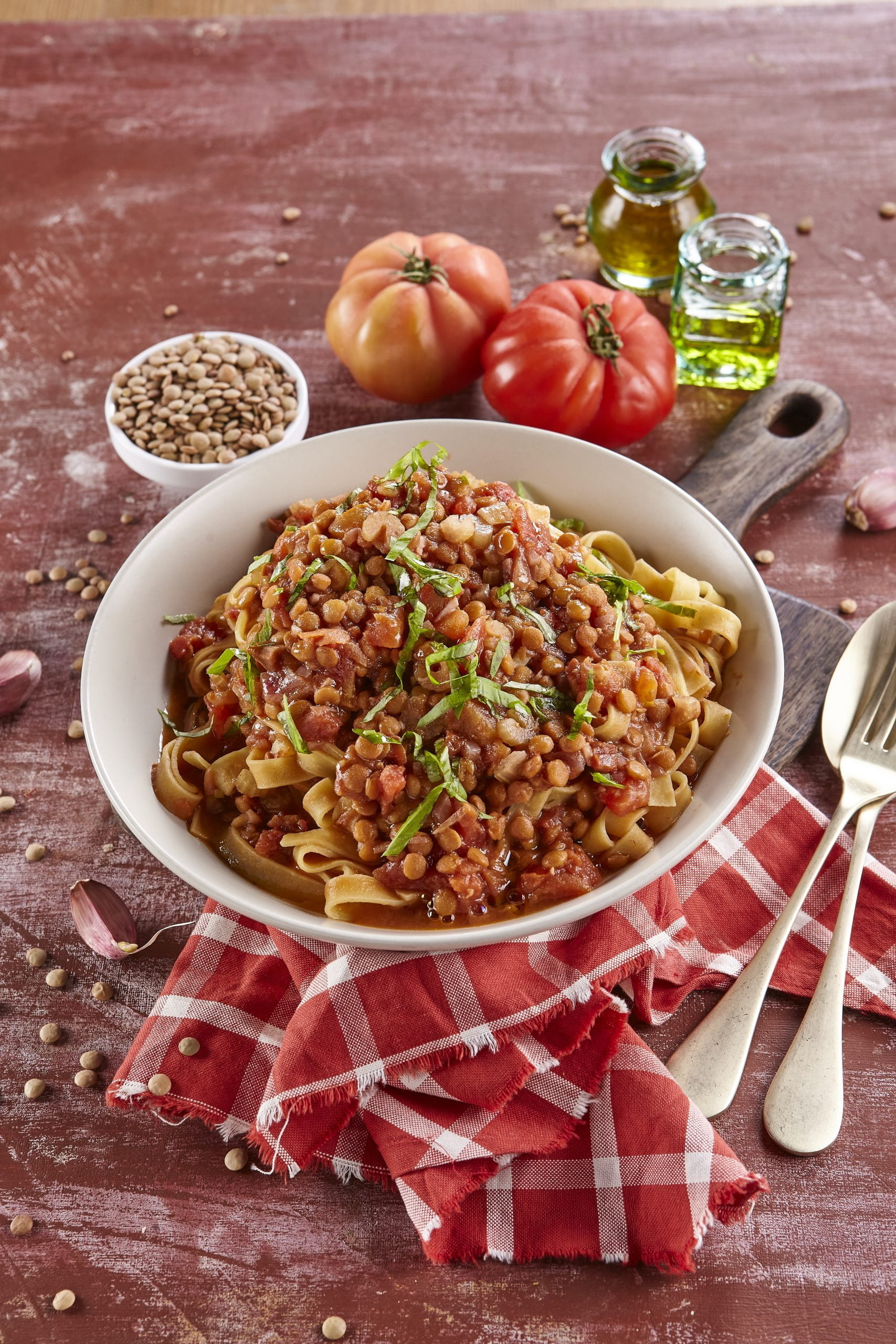 Tagliatelle com ragu de lentilhas