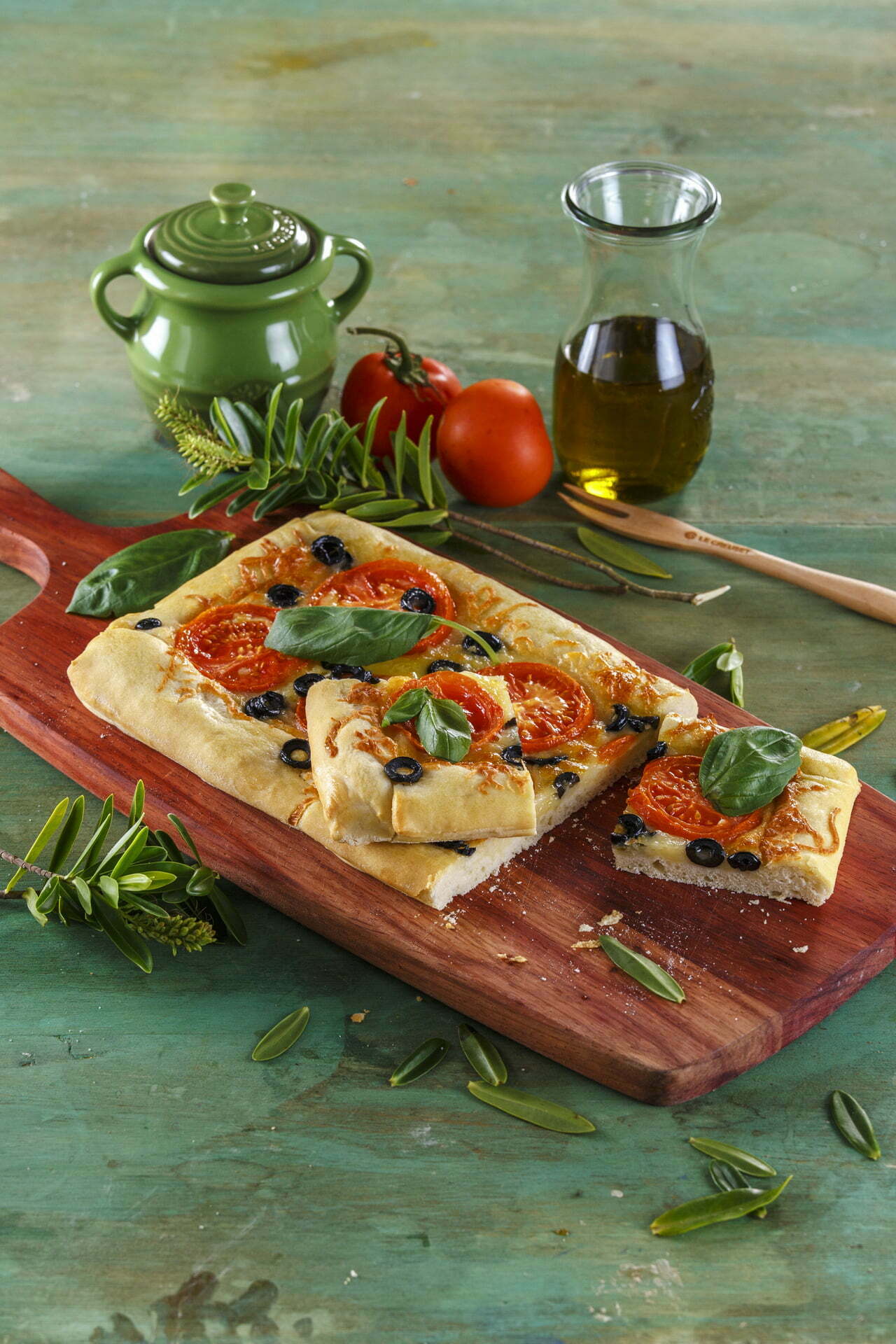 Focaccia de queijo e tomate