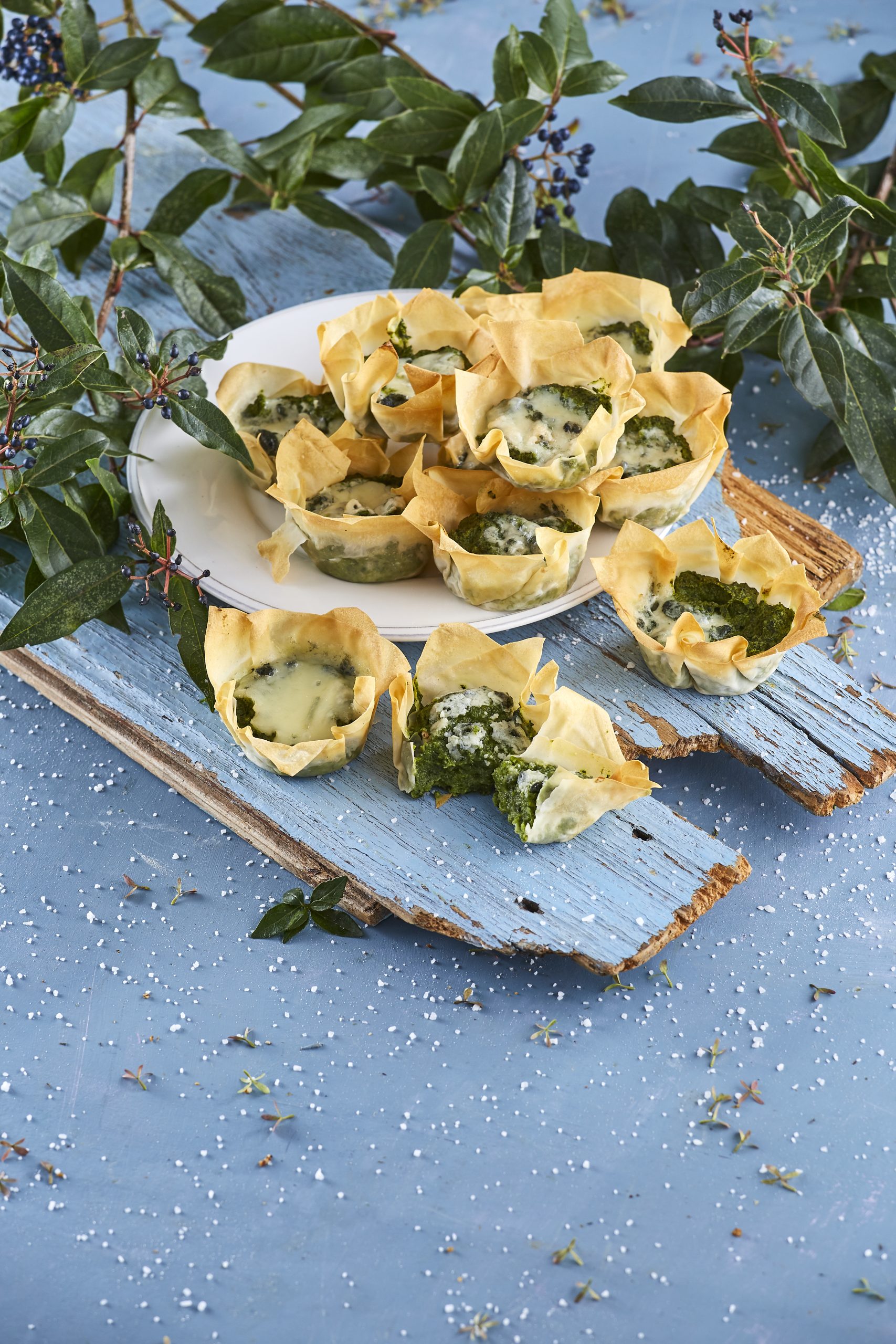 Tarteletes de esparregado e queijo azul