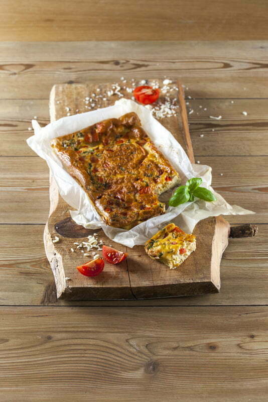 Tortilha de tomate e mozarela