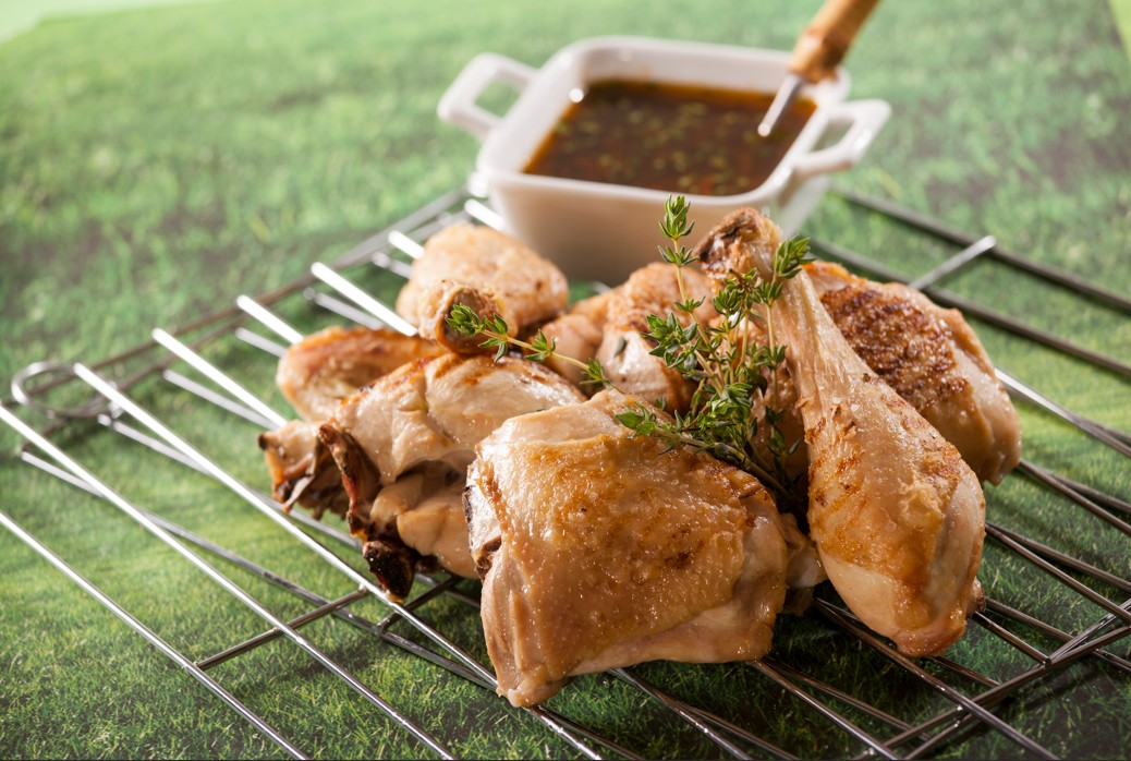 Frango com molho de churrasco