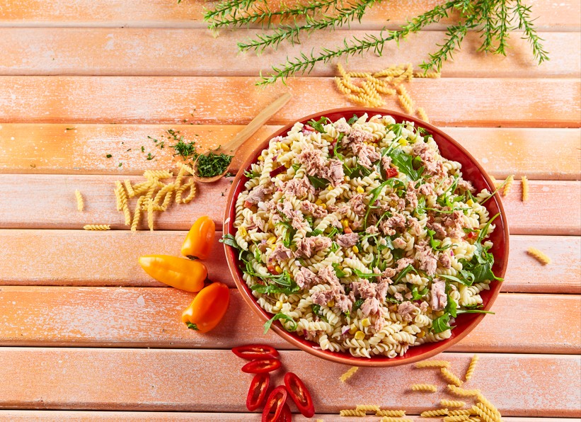 Salada de atum com massa