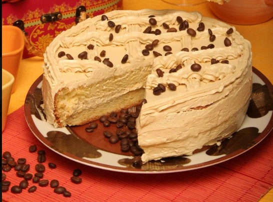 Bolo com creme moka