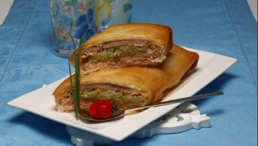 Folhado de salmão com massa filo